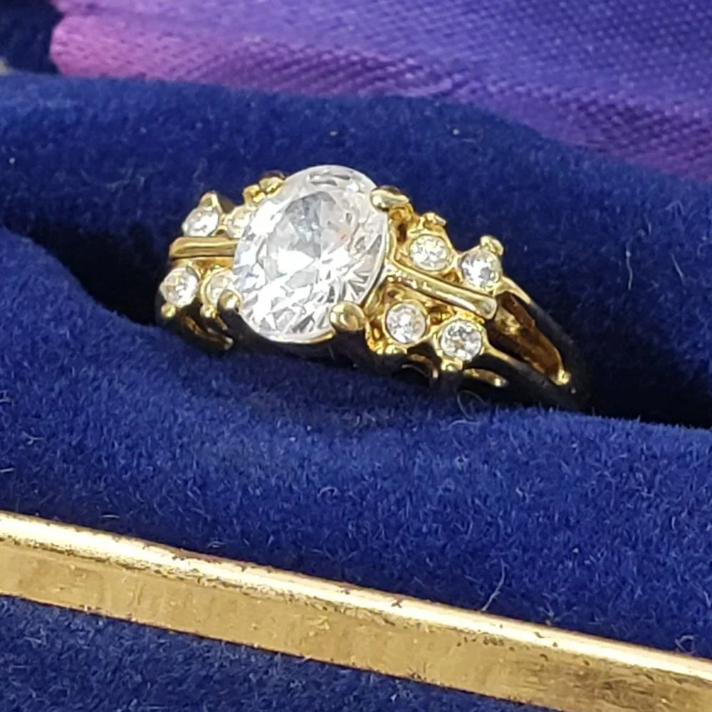 1980's Women's‎ Faux Diamond Ring Size 5